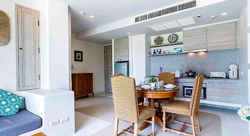 Chelona Condo By Favstay