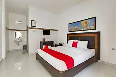 RedDoorz near Stadion Kompyang Sujana Bali