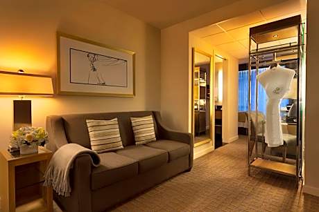 Executive Queen Suite with Sofa Bed