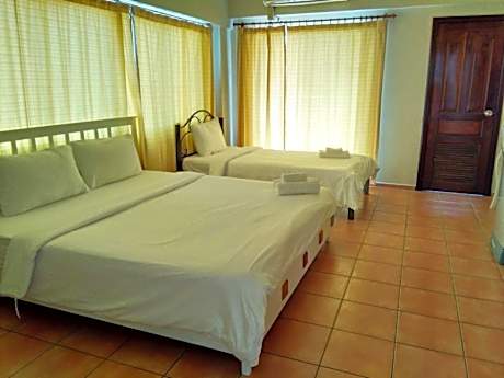 Deluxe Double Room with Extra Bed