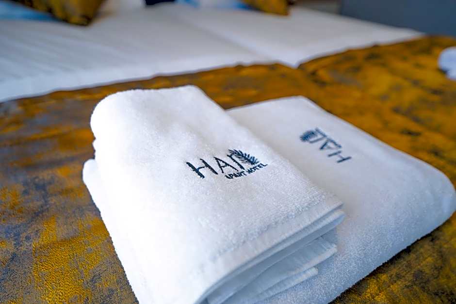 Han Apart Hotel Side