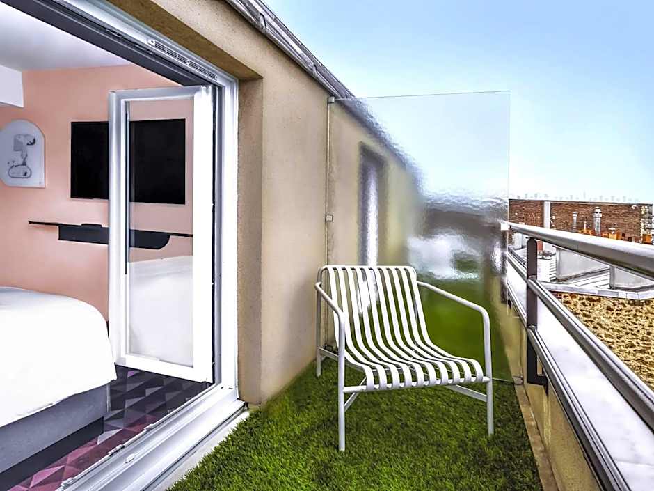 Tribe Paris Batignolles