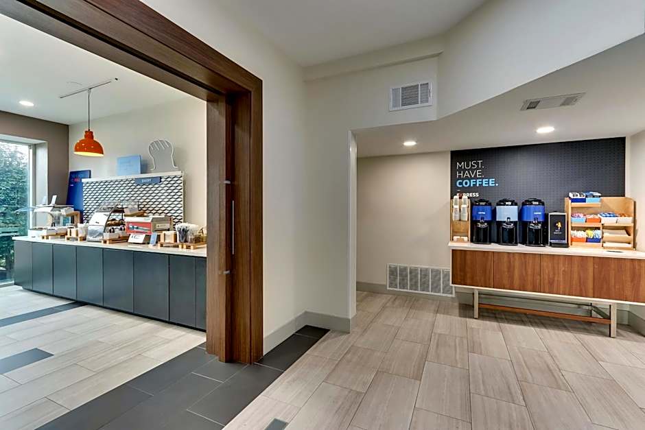 Holiday Inn Express Hotel & Suites Waxahachie By IHG