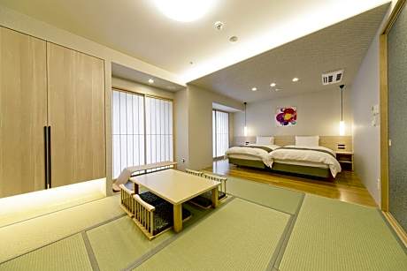 Superior Room with Tatami Area