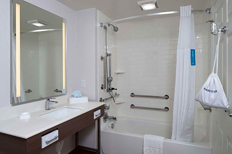 Hampton Inn By Hilton Holland