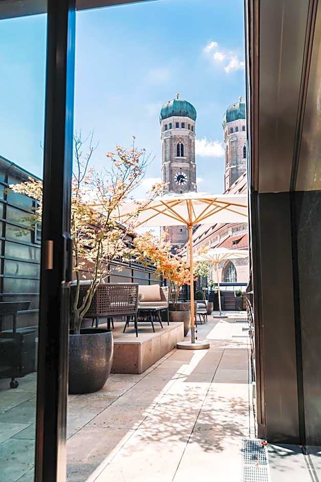 DO & CO Hotel München