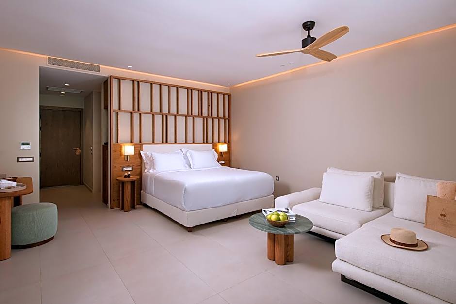 Royal Pearl Island Chios Hotel and Spa