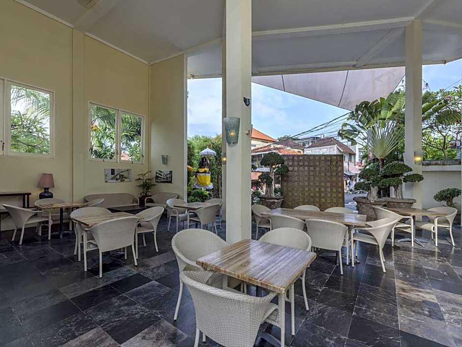 Bali Court Hotel & Apartment