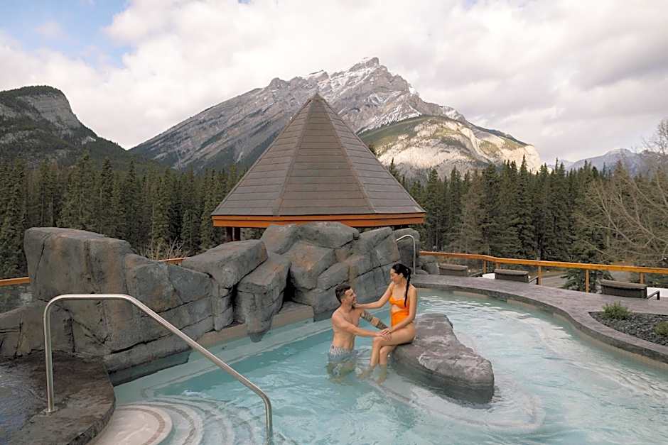 Hotel Canoe and Suites