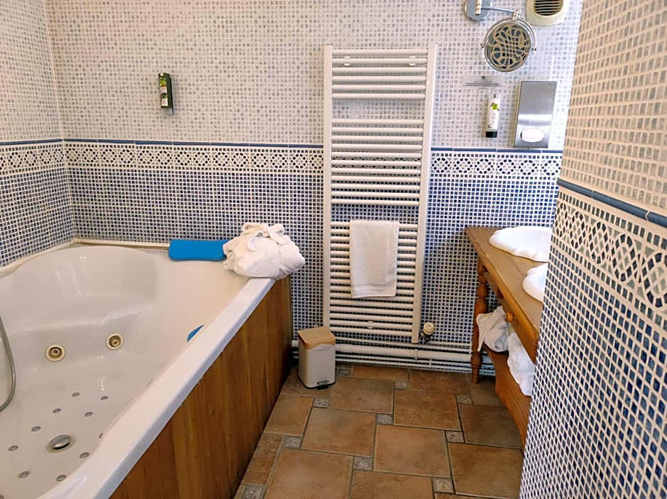 Le Relais Des Dalles - Hôtel & Restaurant