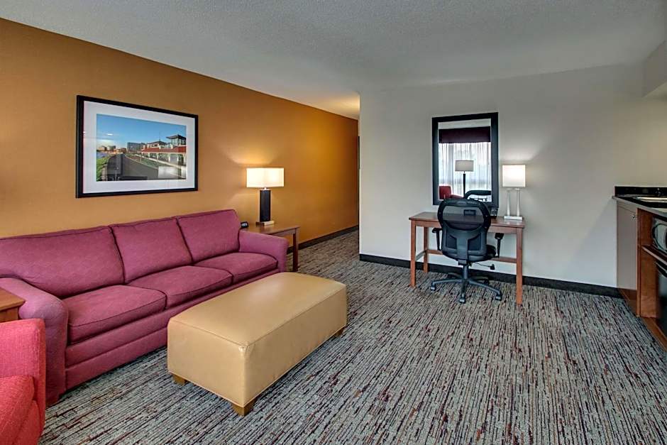 DRURY INN & SUITES EVANSVILLE EAST