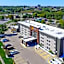 La Quinta Inn & Suites by Wyndham Des Moines West Clive