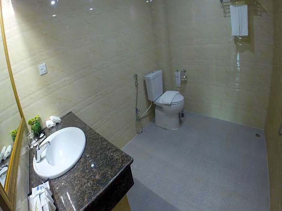 Silver Green Hotel