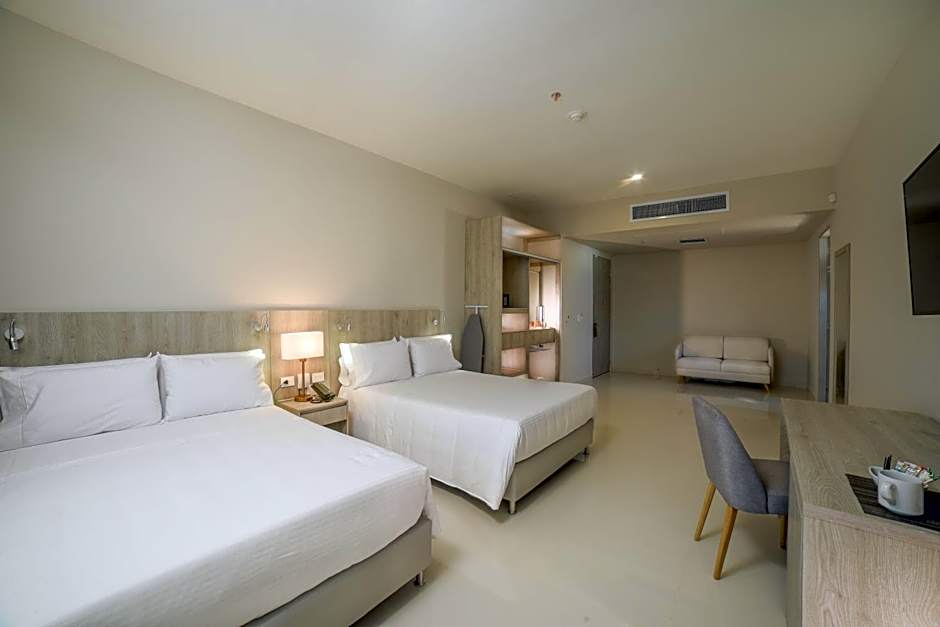 Hotel Dorado Plaza Alto Prado