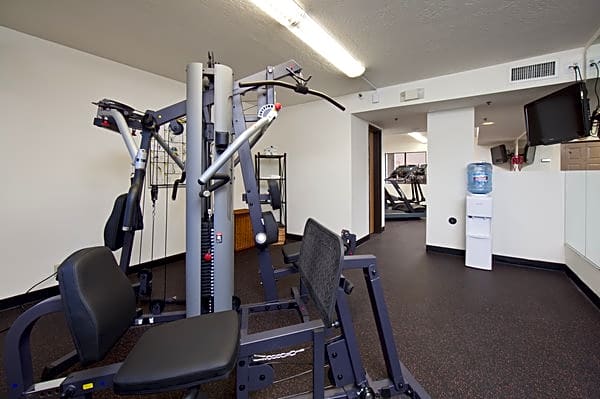 Best Western Plus Scottsdale Thunderbird Suites