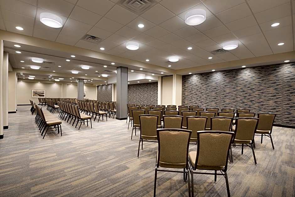 Holiday Inn & Suites Duluth-Downtown By IHG