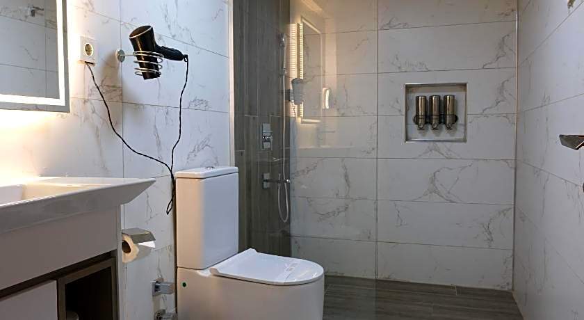 VARYANT HOTEL