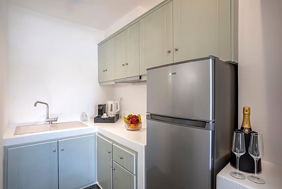 Alidian bay Suites Leros