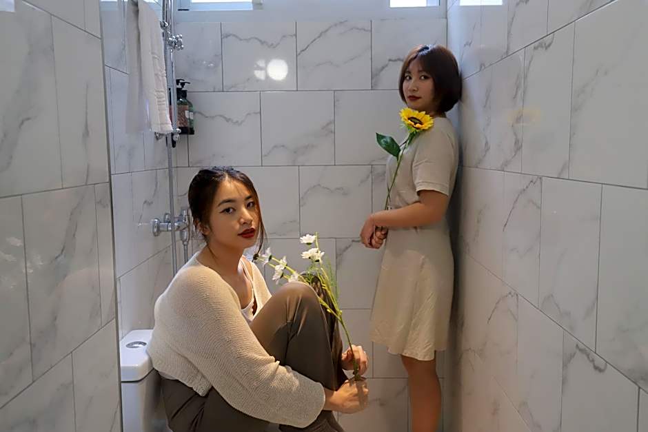 Slow Town Hotel- Reel