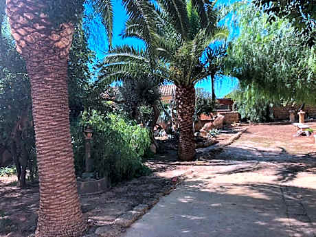 Family Room with Garden View