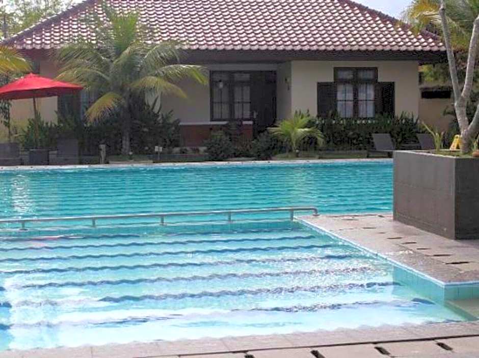 Grand Zuri Duri Hotel