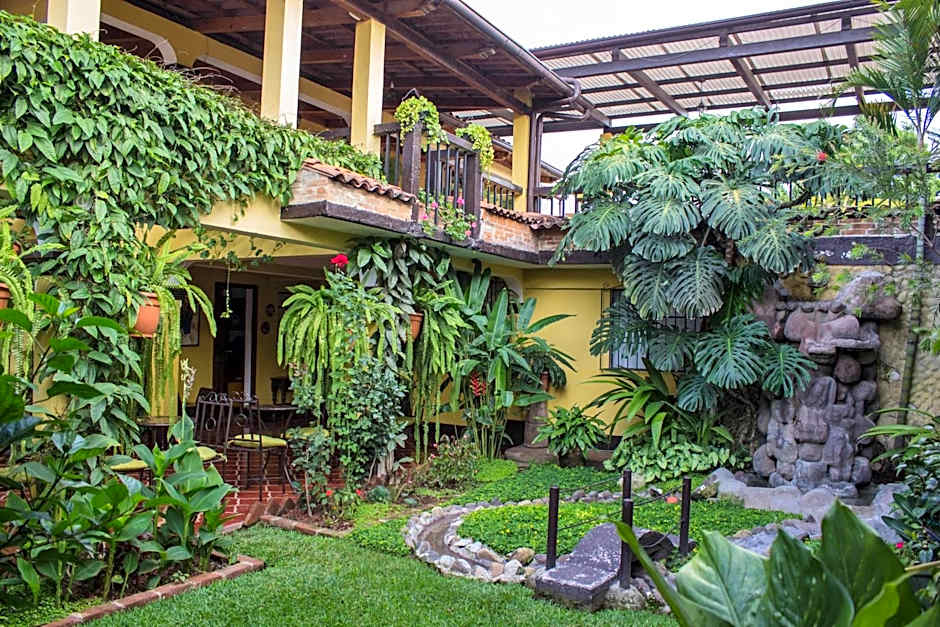 Hotel Las Camelias Inn by AHS