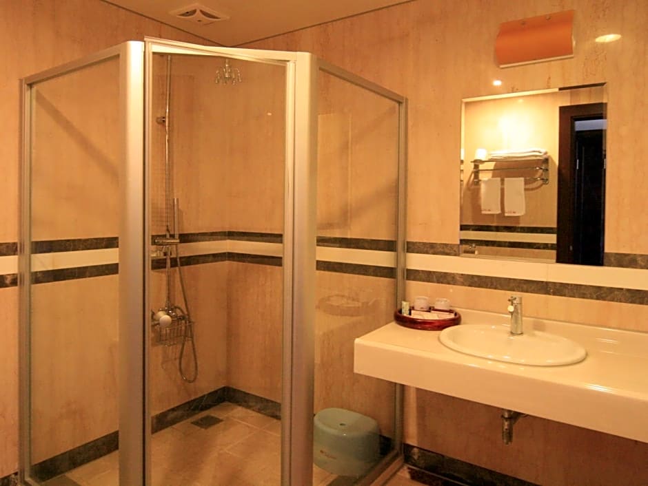 Chunjing Hill View Villa