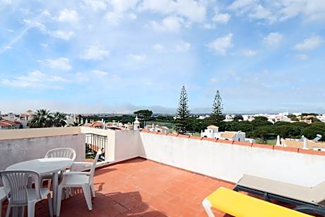 Apartment One Bedroom in Old Village, Solar do Golfe or Prestige, groung floor, 1st floor or second