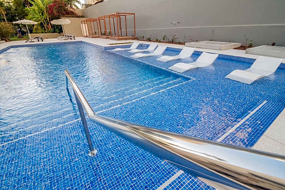 Hotel Girassol - Suite Hotel