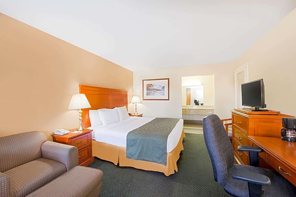 Ramada by Wyndham Flagstaff East