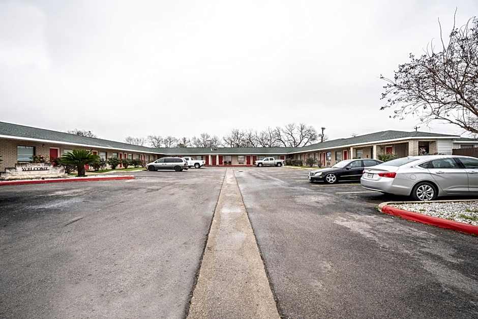 OYO Hotel San Antonio near AT&T Center