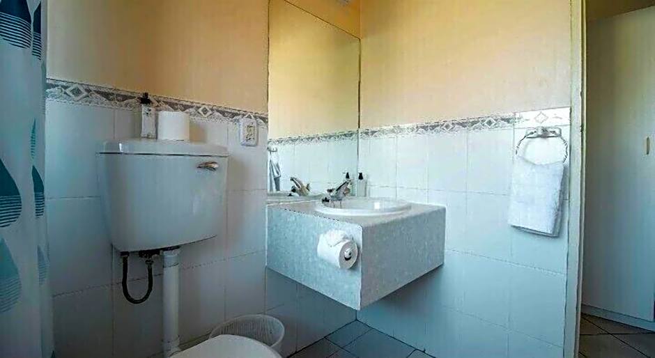 Broadway Guest House