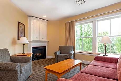 2 Bedroom Suite