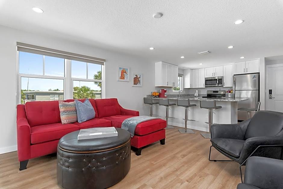 Escape Coastal Resort on Casey Key