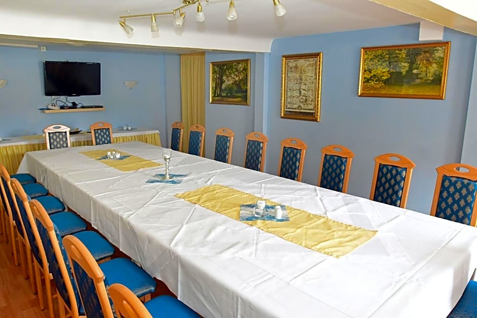 Hotel garni Goldene Henne