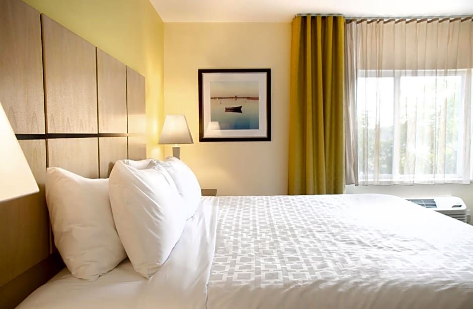 Candlewood Suites Lancaster West By IHG