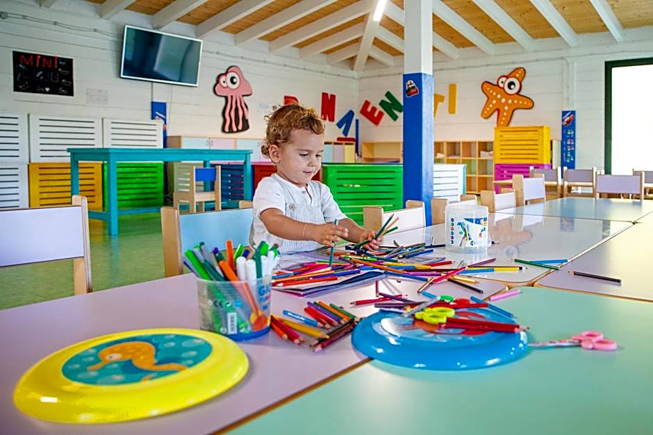 Club Hotel Marina Beach