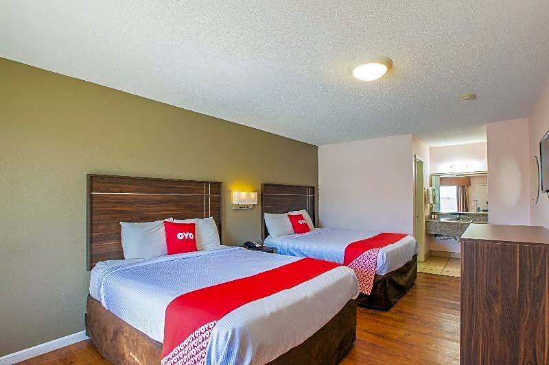 Rodeway Inn Brookhaven