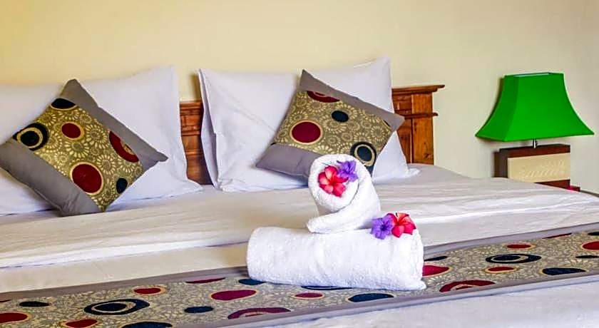 Reynold Artha Guest House RedPartner