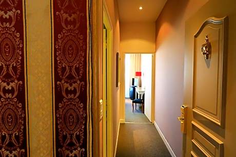 Standard Queen Room - No air conditioner