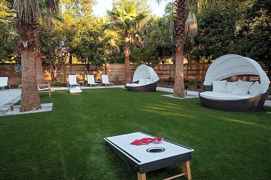 Hotel Indigo Mount Pleasant By IHG