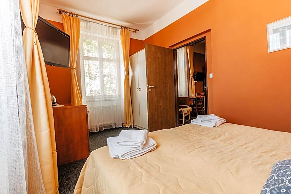 Hotel U Valdické brány