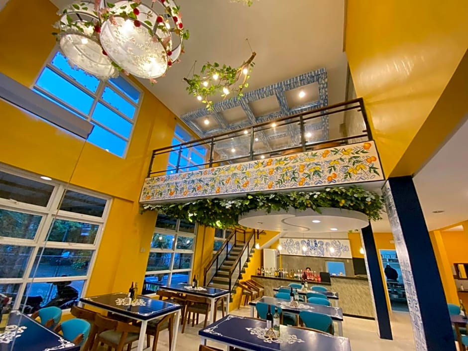 Lighthouse View Boutique Hotel