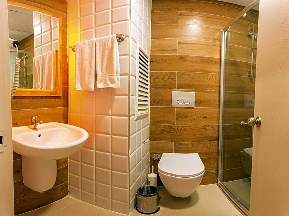 Rich Melissa Hotel