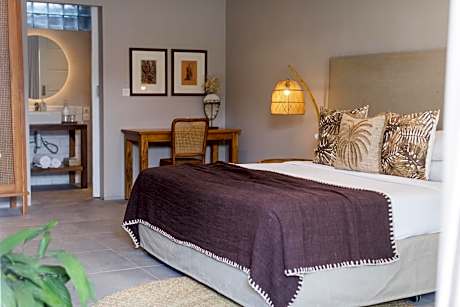 Deluxe Double or Twin Room with Garden View