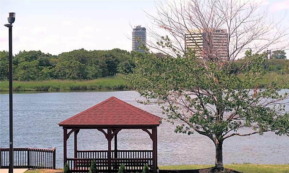Red Roof PLUS Secaucus - Meadowlands - NYC