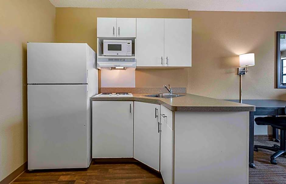 Extended Stay America Select Suites - Chicago - O'Hare