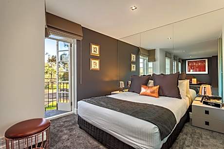 Quest East Melbourne