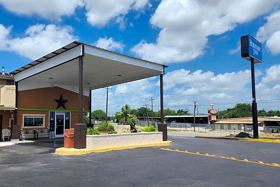 Rodeway Inn San Antonio Lackland AFB - SeaWorld