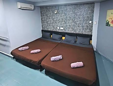 Deluxe Queen Room with Two Queen Beds
